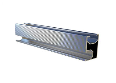 अच्छी कीमत 10-12um Aluminum Slotted Rail Extruded Roof Mounting Silver Anodizing 6005-T5 ऑनलाइन