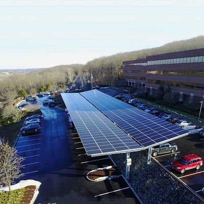 अच्छी कीमत High Quality Photovoltaic Carport 20M Max Building Height Framed Module Solar Car Parking Mounting Systems ऑनलाइन
